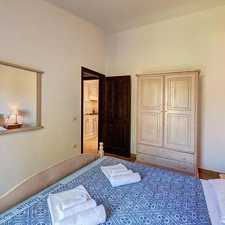 The Fantastic Residenza Badus T6 2bedapt Sleeps 6 *