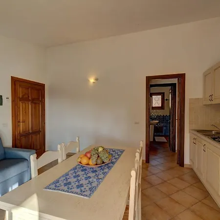Lejlighed The Fantastic Residenza Badus T6 2bedapt Sleeps 6 Badesi